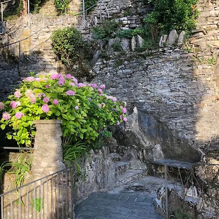 Magnifica Di Fine '800 Blevio